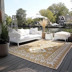 Top alfombras de exterior geométricas perfectas para patios pequeños
