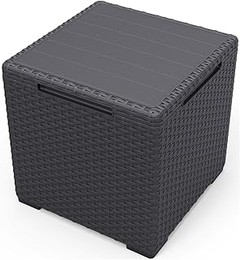Comparativa de las mejores mesas auxiliares de exterior compactas